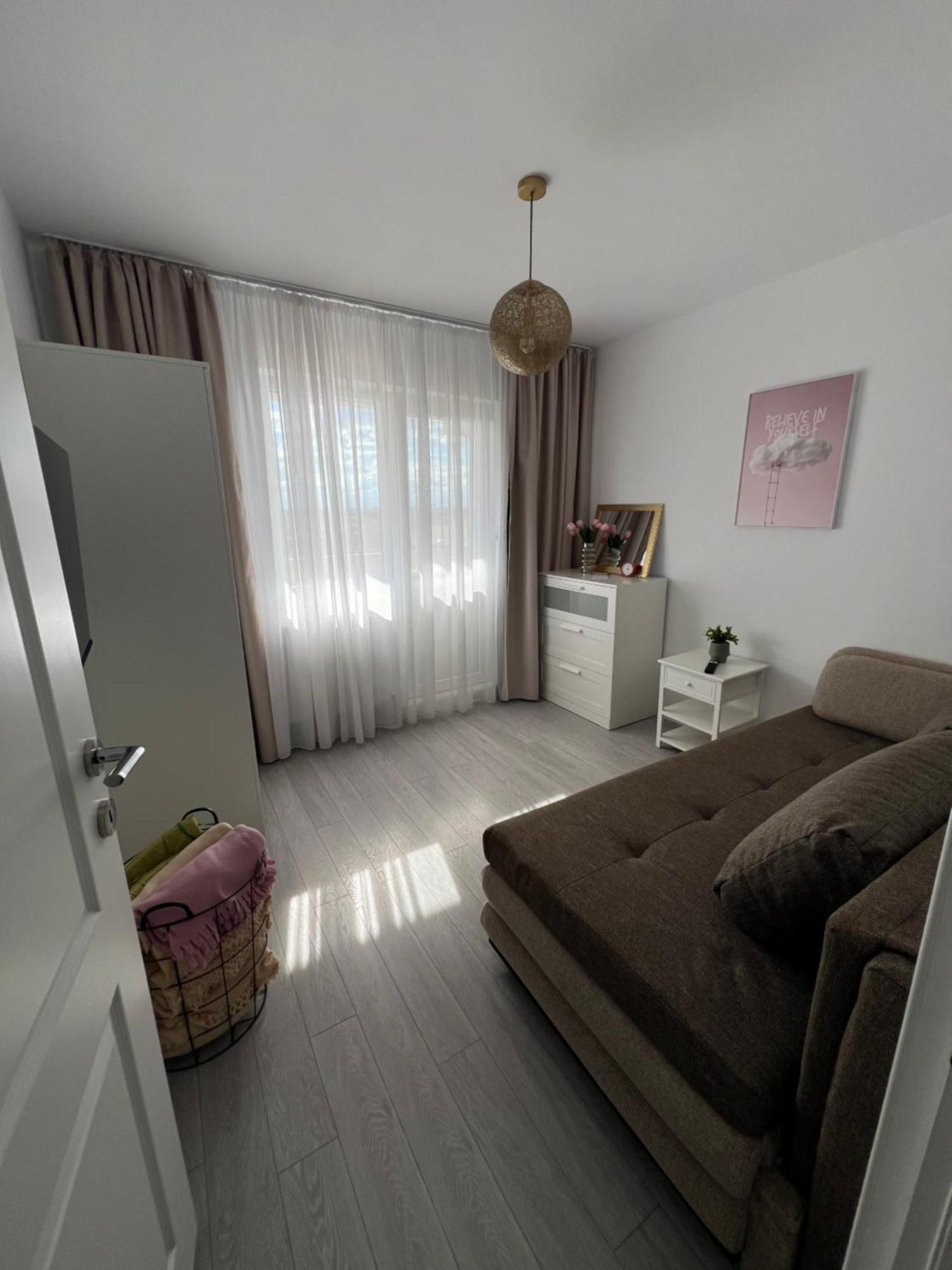 Oxana Apartments - 3 Camere - 티미쇼아라 외부 사진